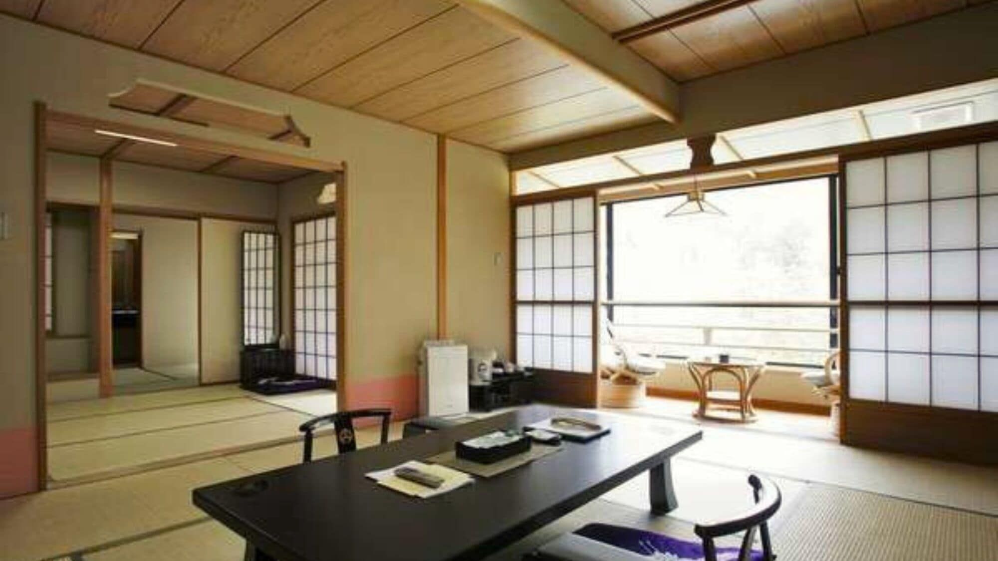 غرفة طعام صورة