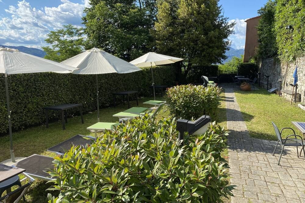 شرفة مرصوفة صورة