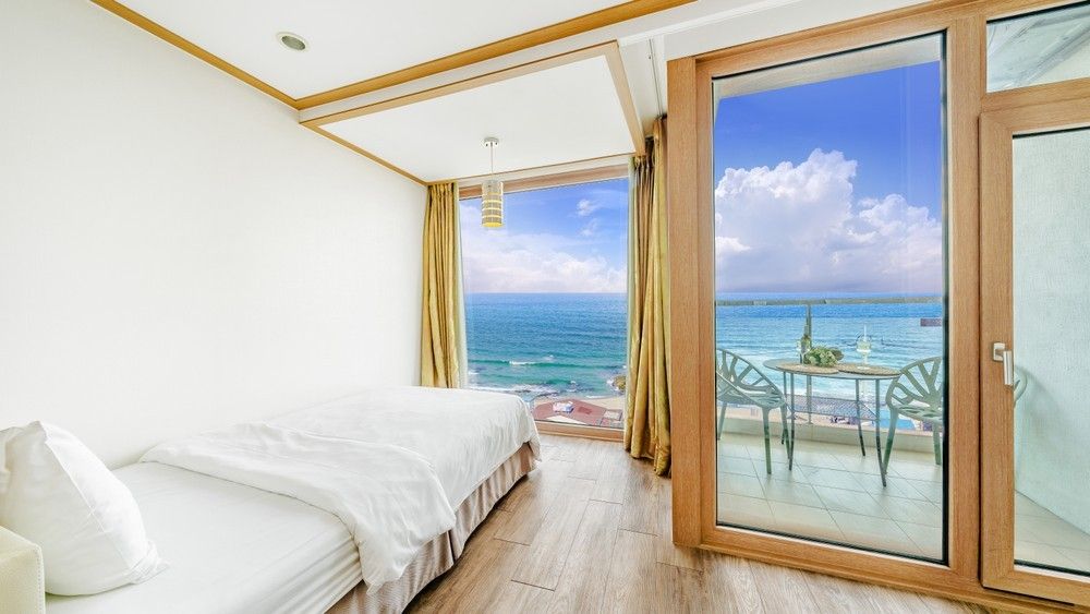 آخر