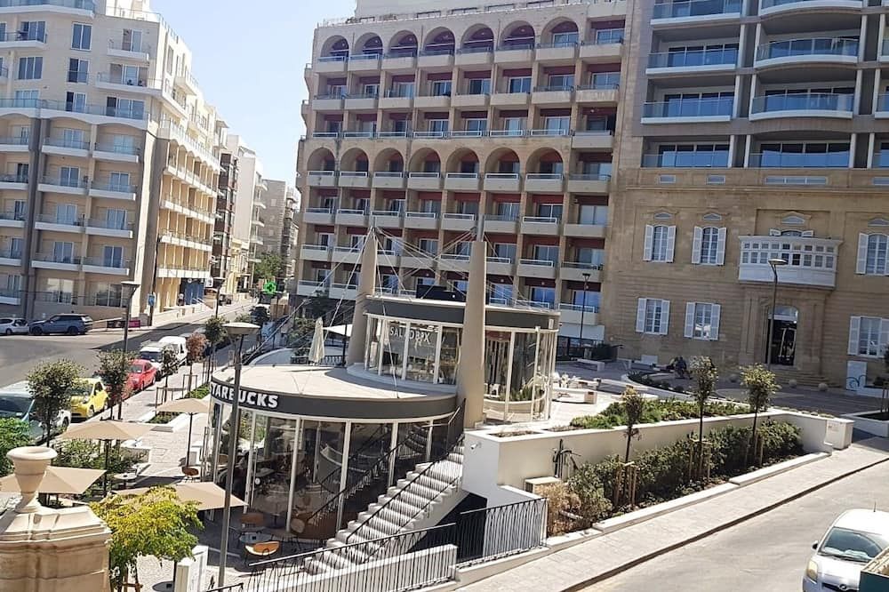 مبنى