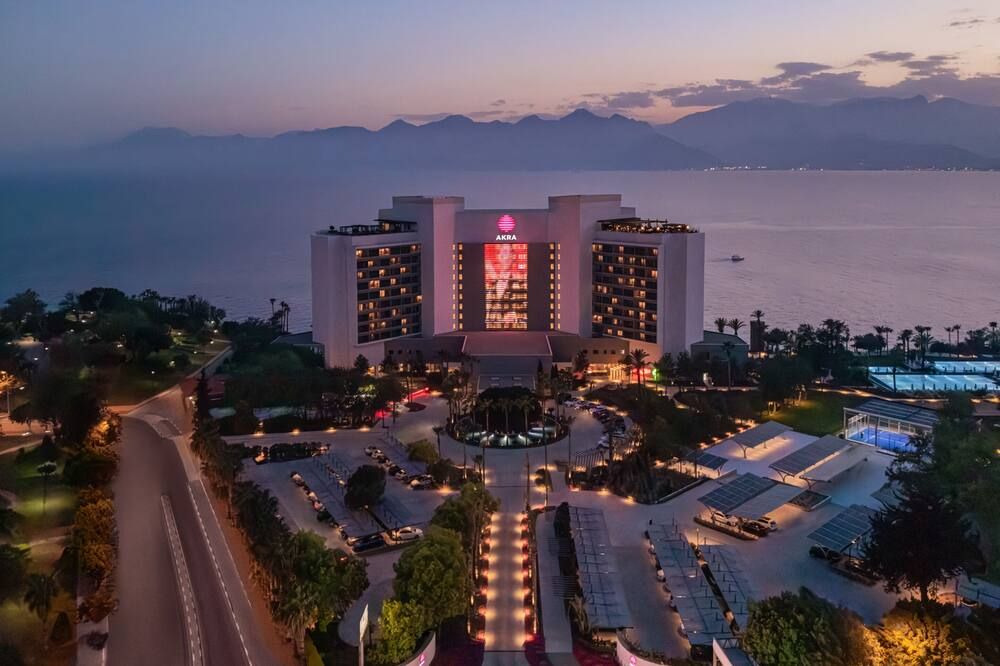 حوض السباحة صورة