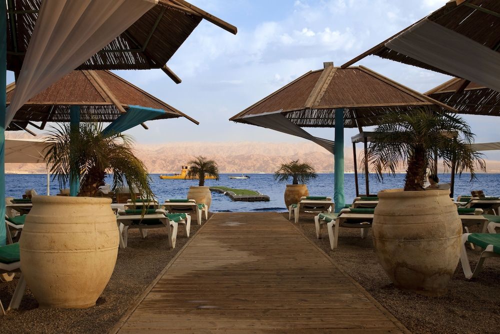 شرفة مرصوفة