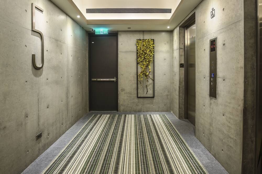 مدخل