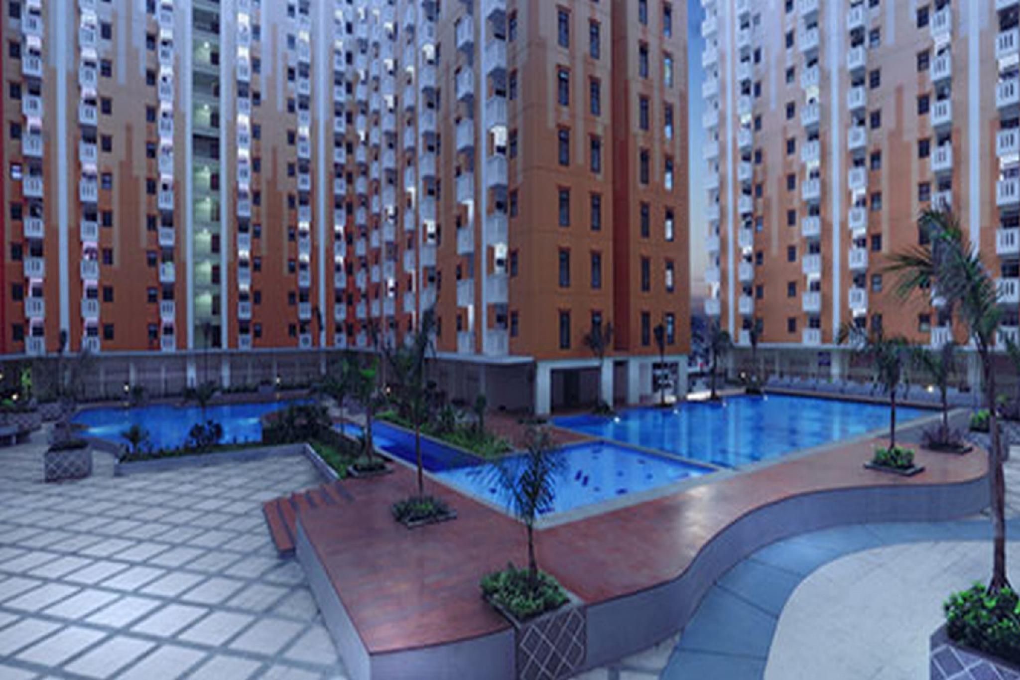 حوض السباحة