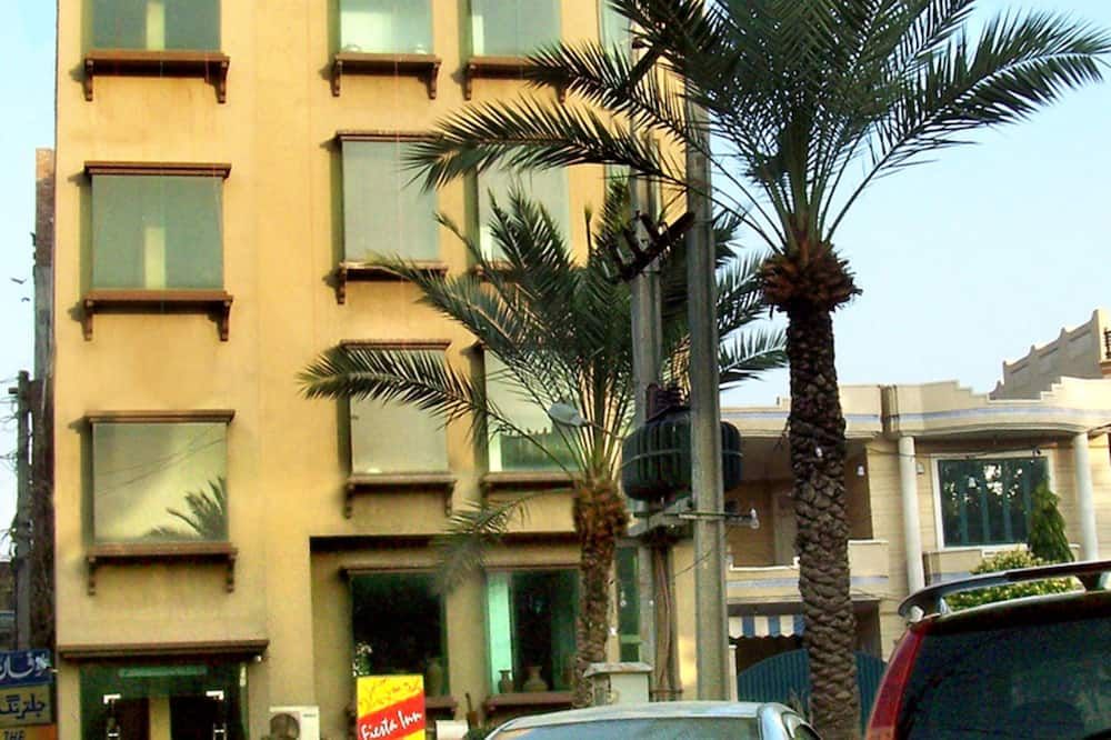 مبنى