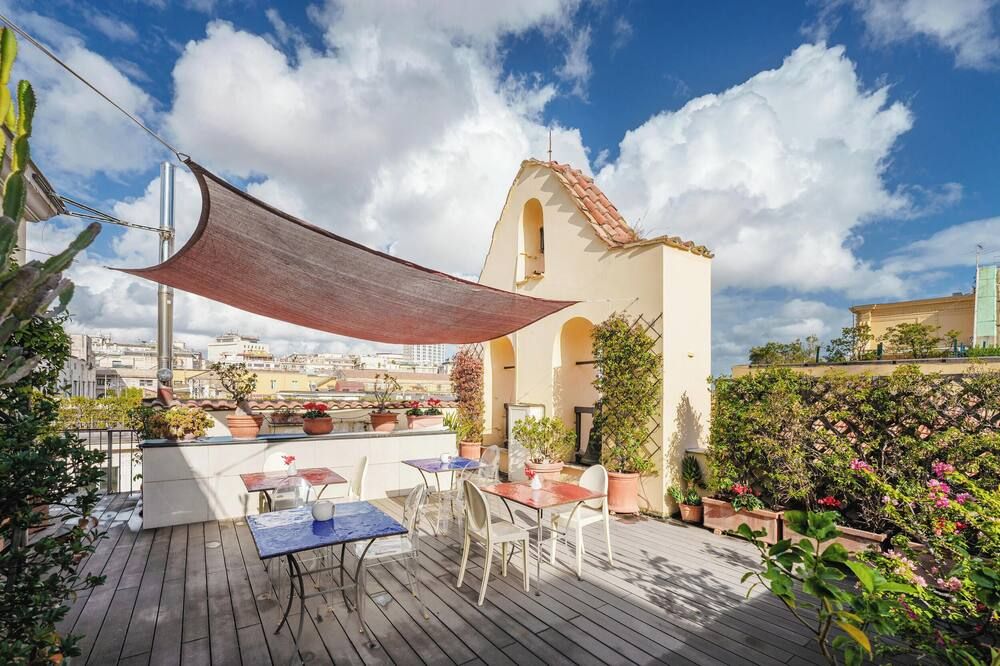 شرفة مرصوفة صورة