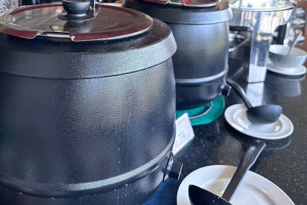 مطعم