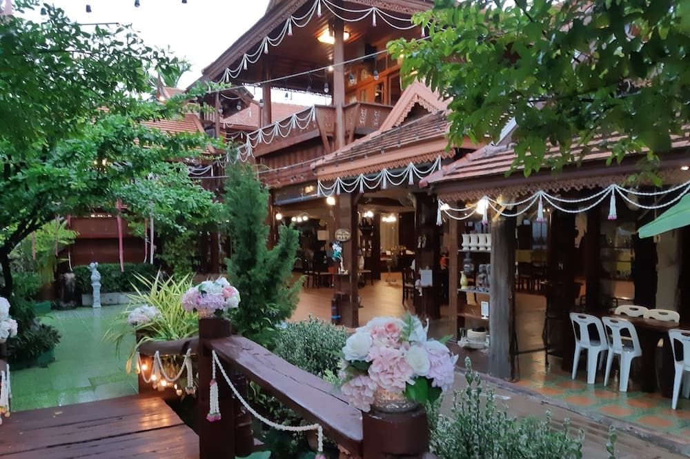 شرفة مرصوفة