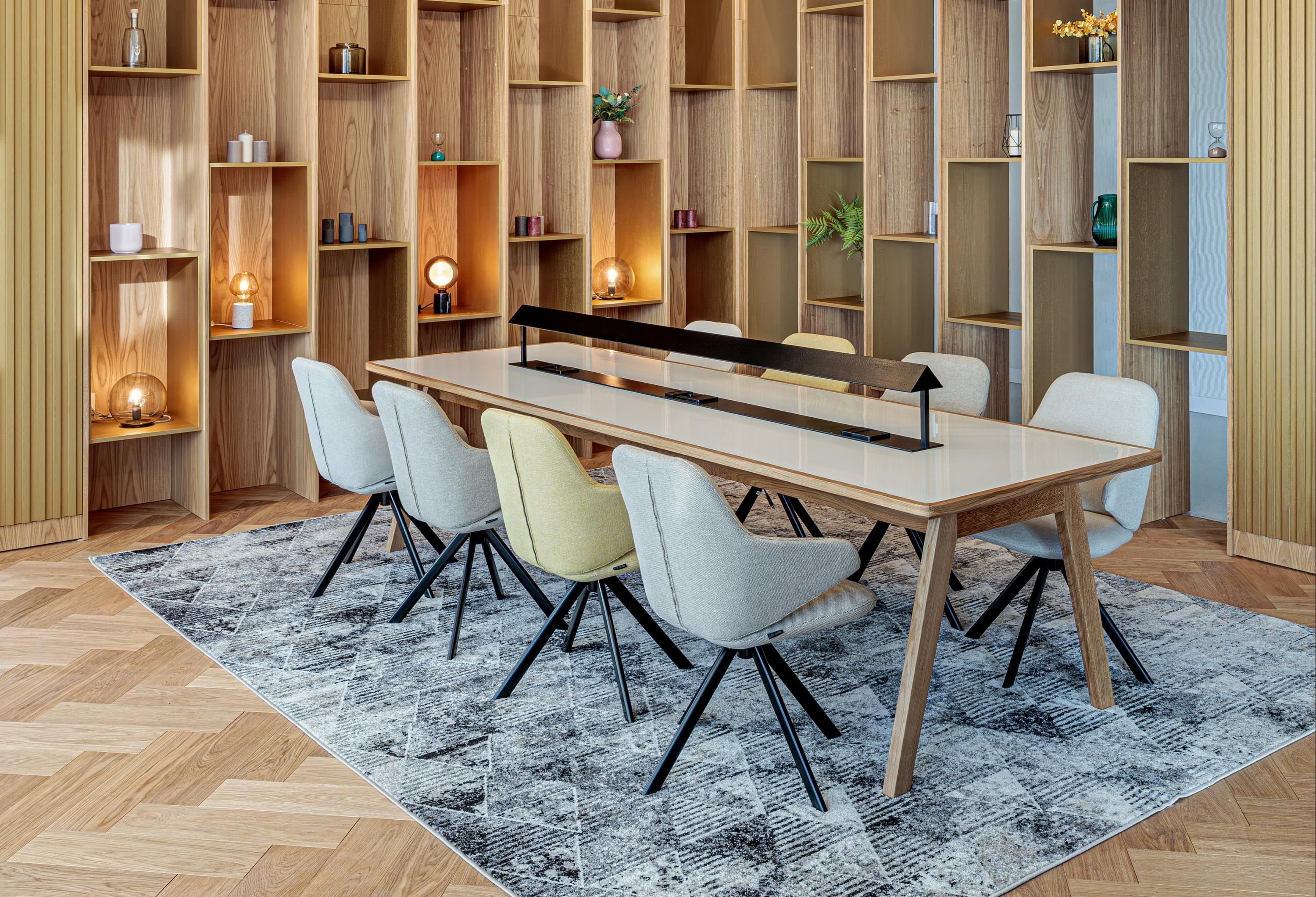 غرفة طعام صورة