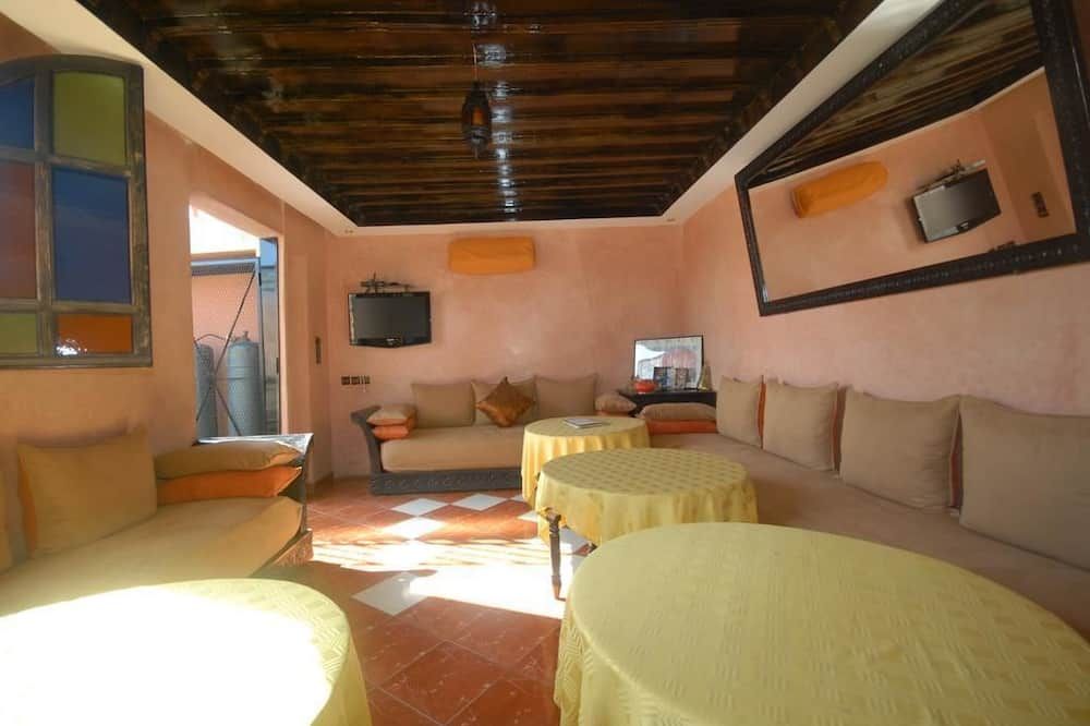 غرفة معيشة صورة