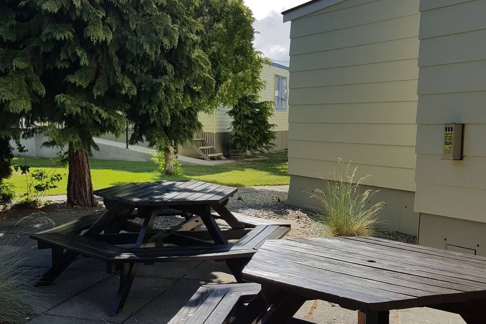 شرفة مرصوفة