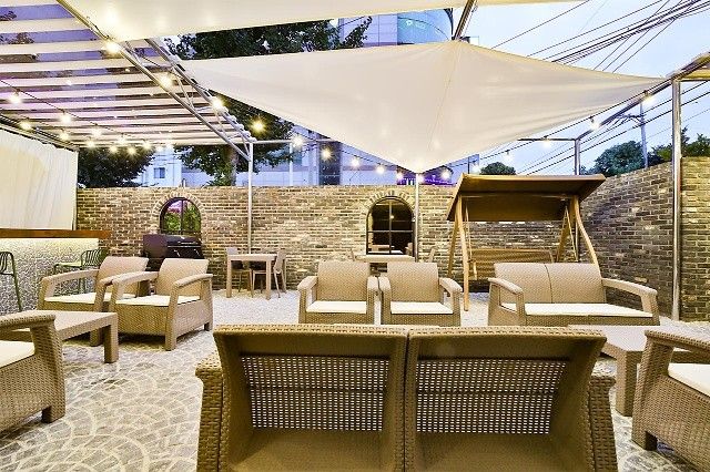 شرفة مرصوفة