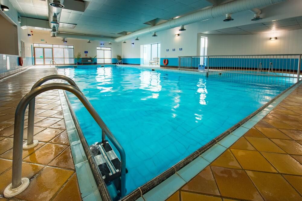 حوض السباحة صورة