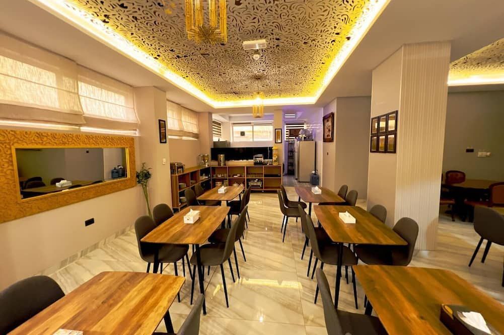مطعم صورة