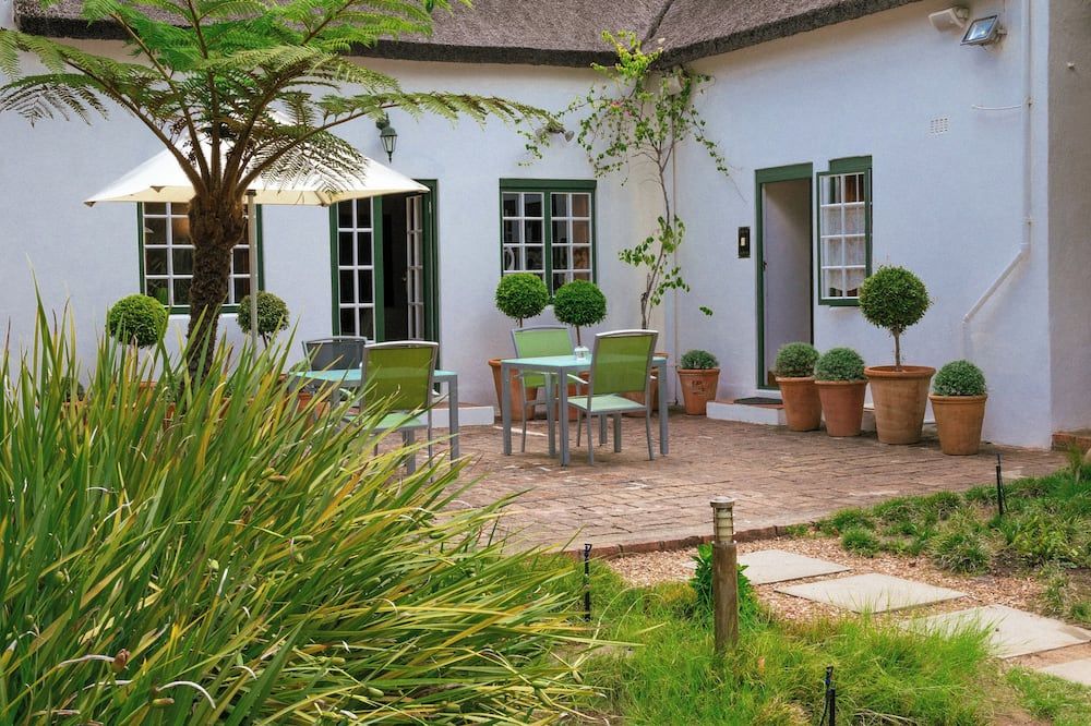 شرفة مرصوفة