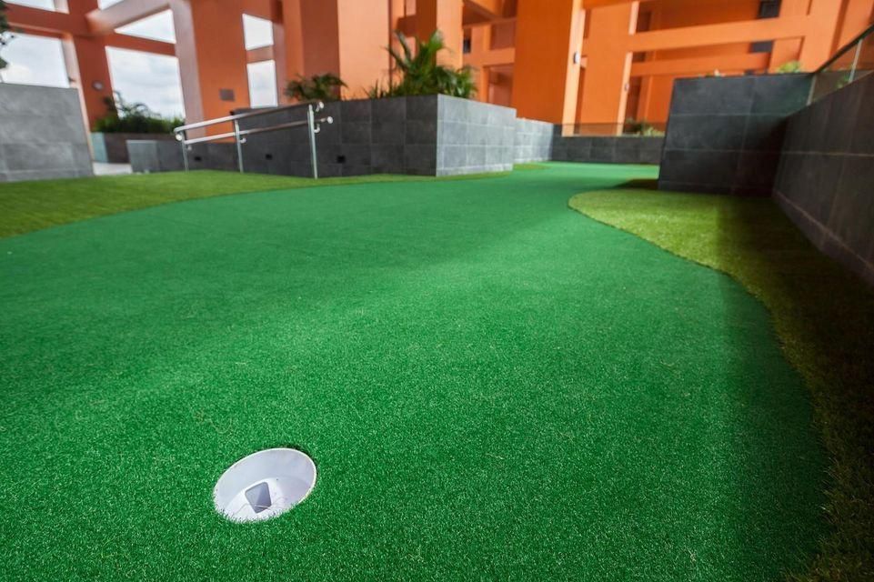 آخر
