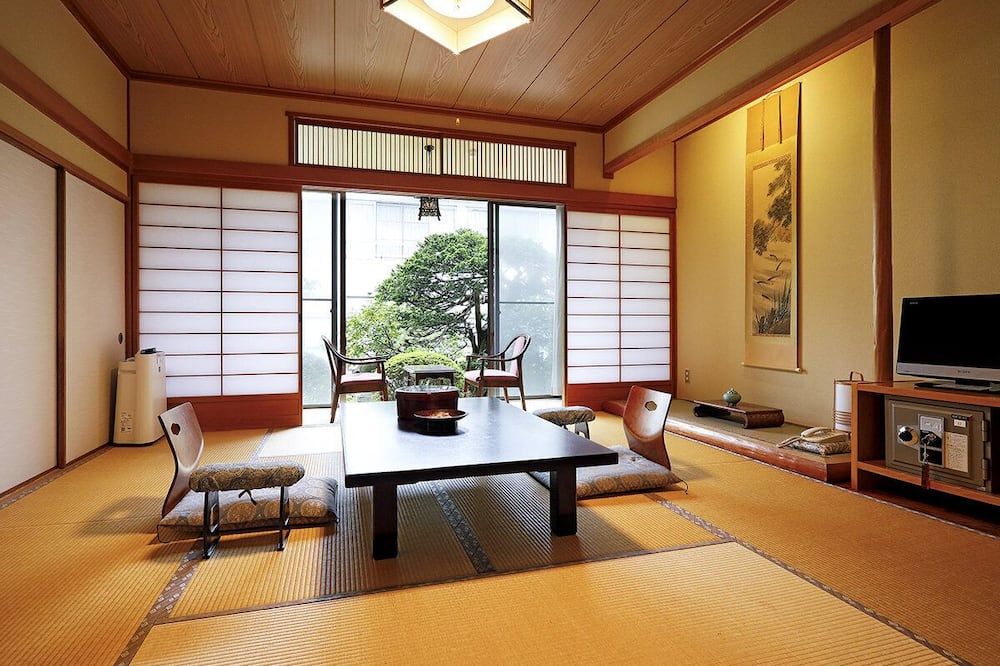 غرفة طعام صورة