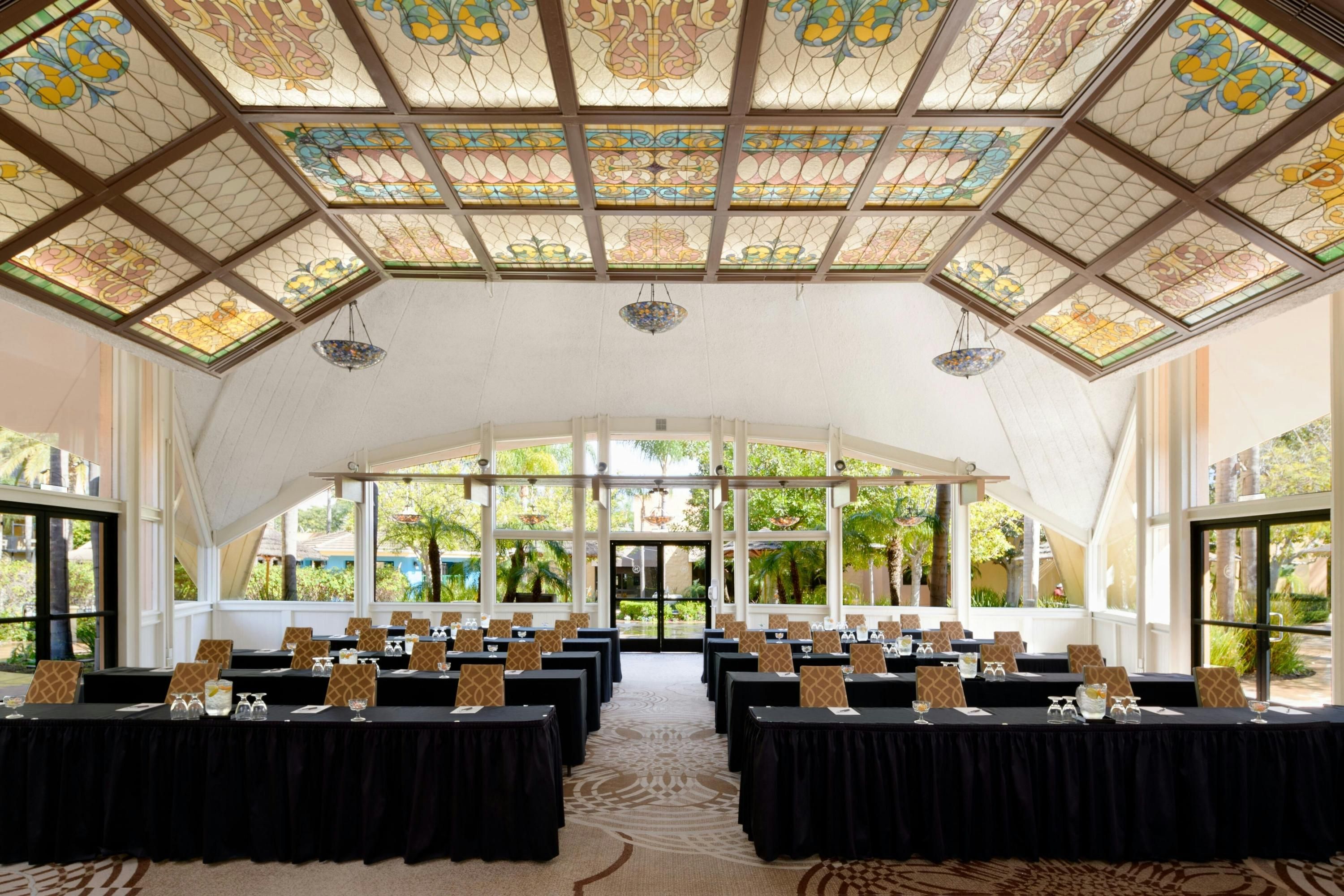 غرفة الاجتماعات