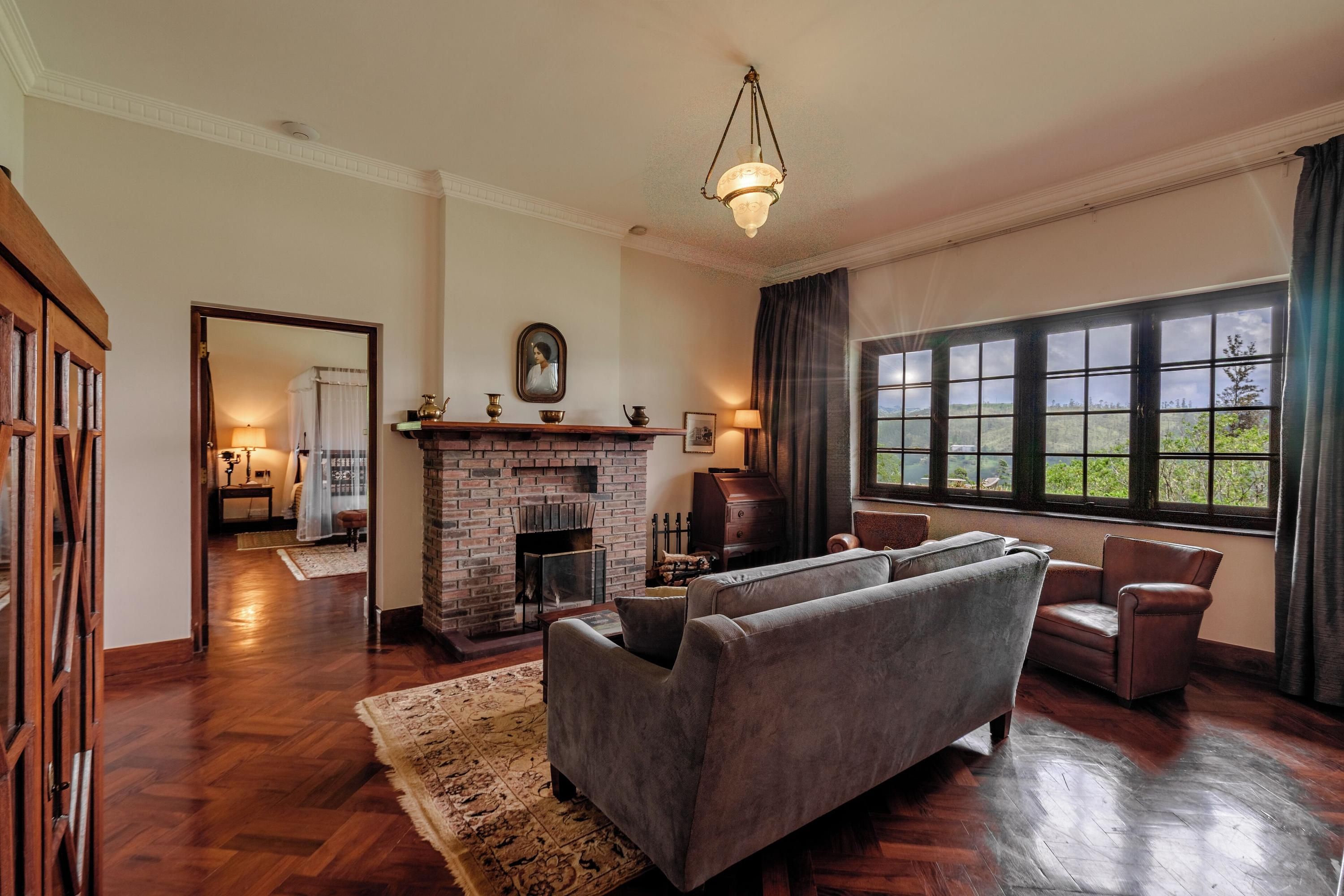 آخر