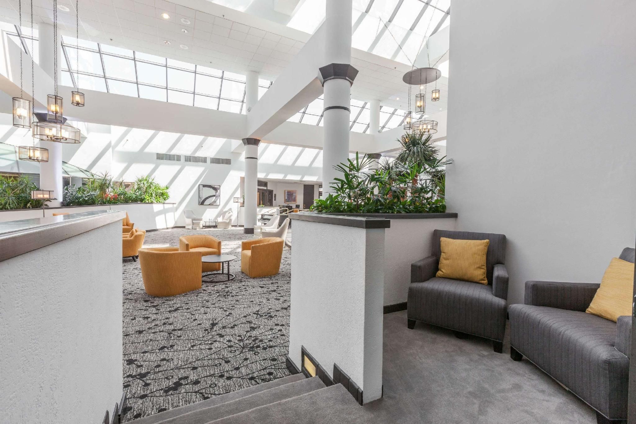 شرفة مرصوفة