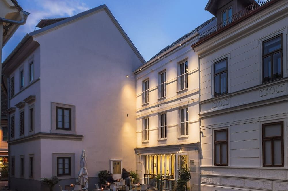 مبنى