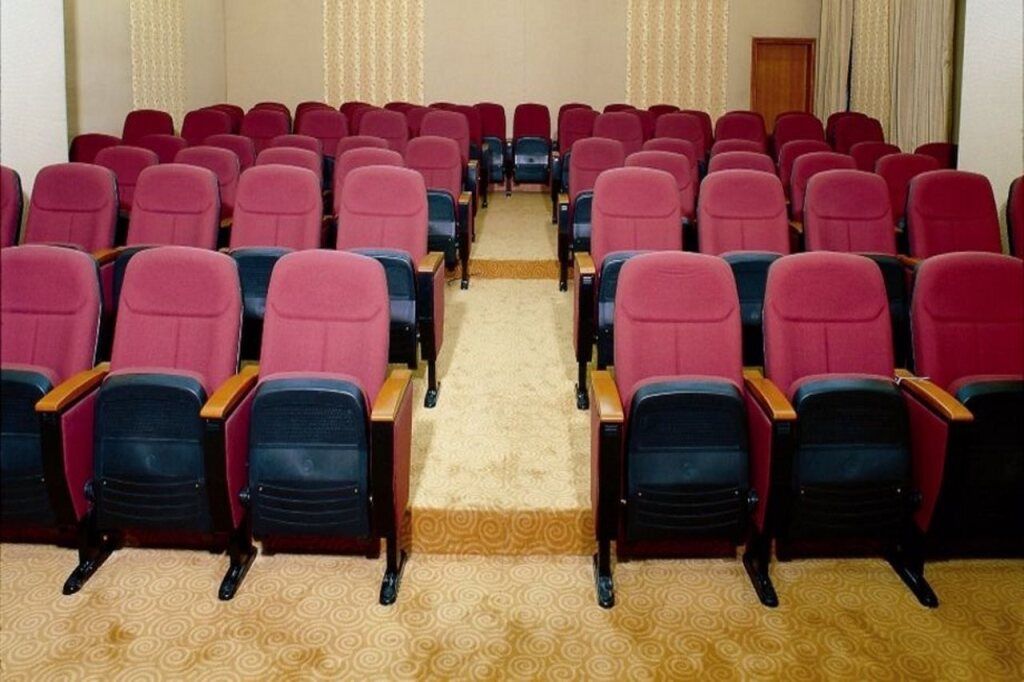 غرفة الاجتماعات