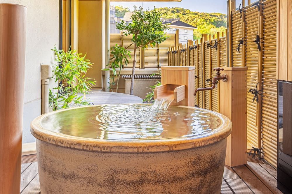 شرفة مرصوفة