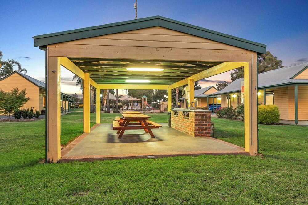 شرفة مرصوفة