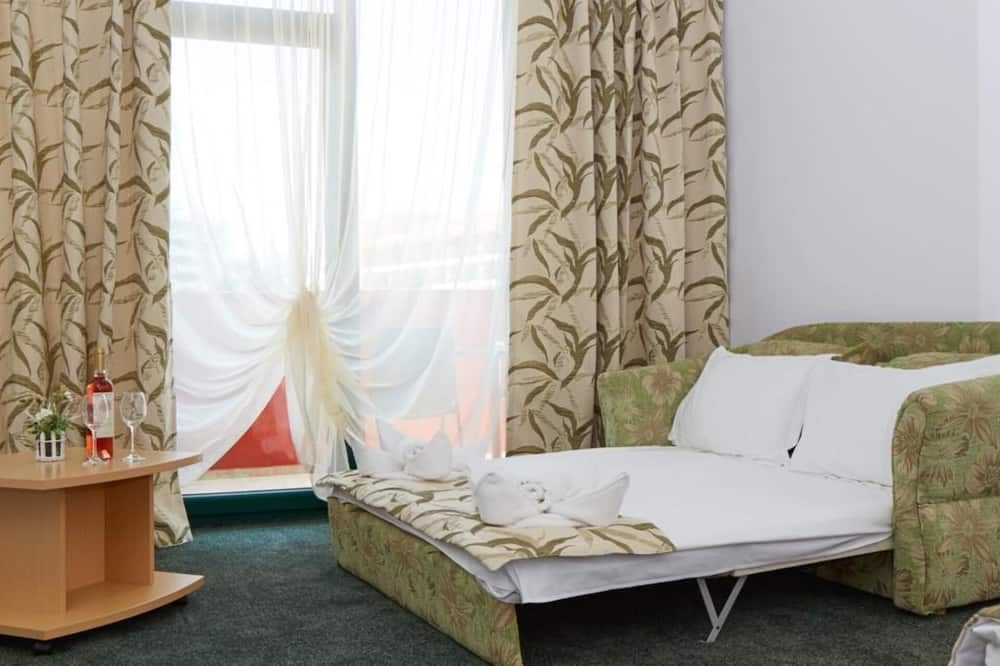 آخر