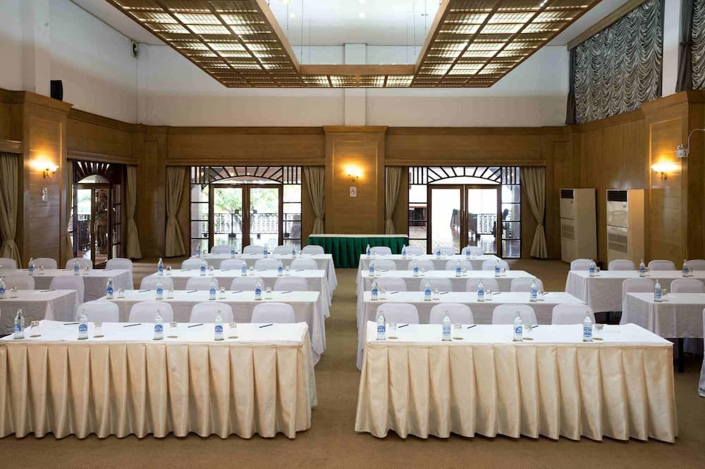 قاعة الولائم