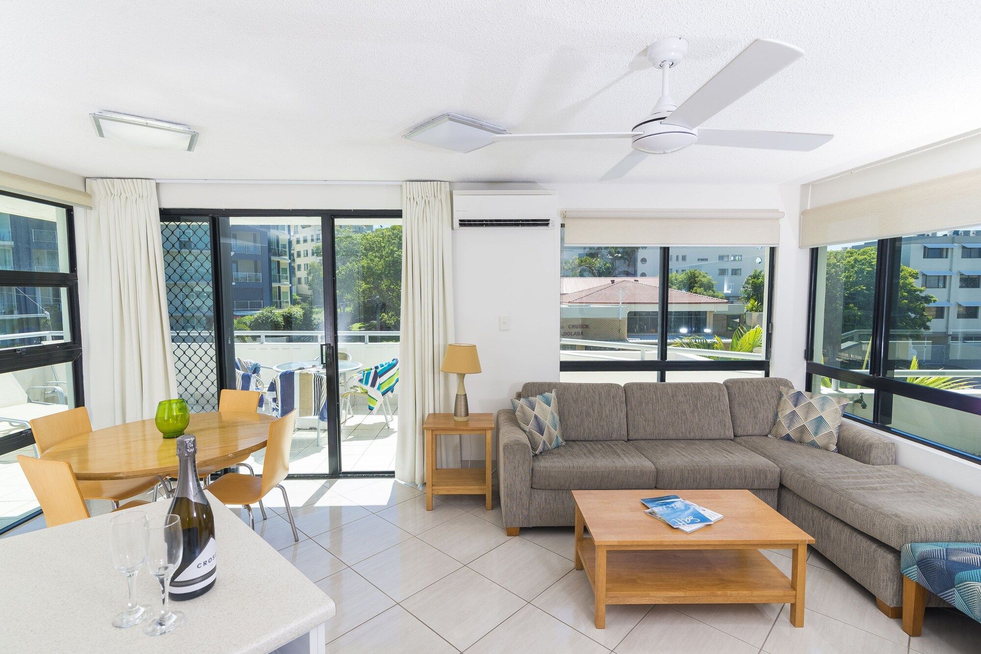 آخر