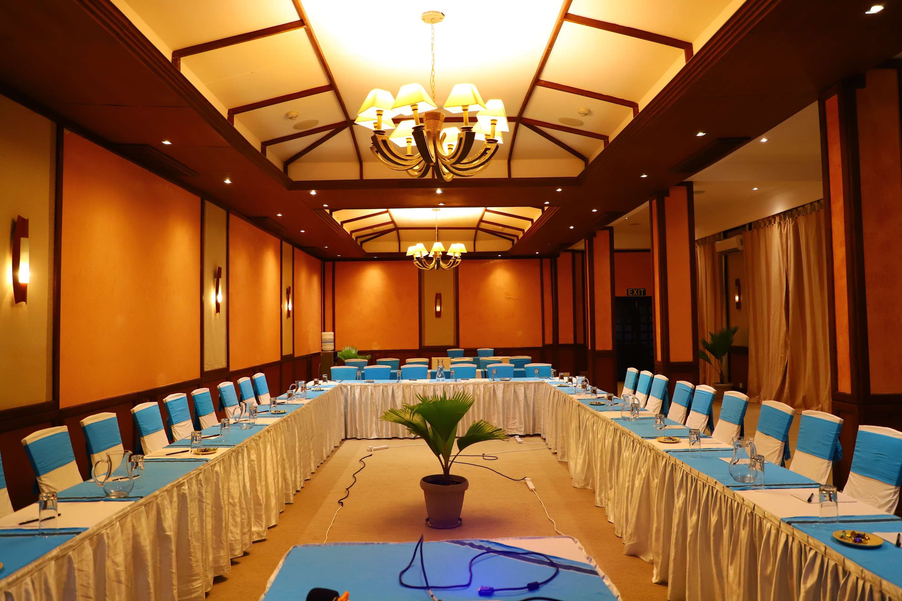 غرفة الاجتماعات