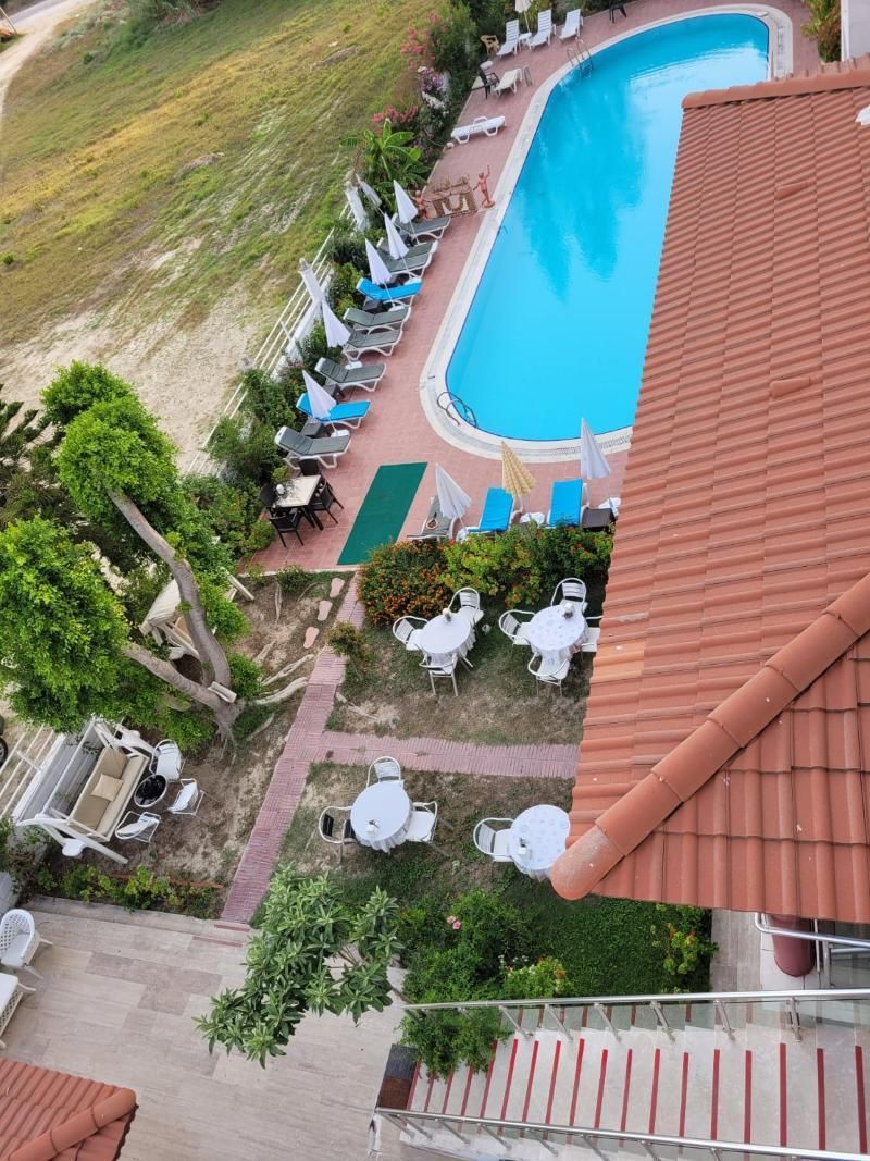 حوض السباحة صورة