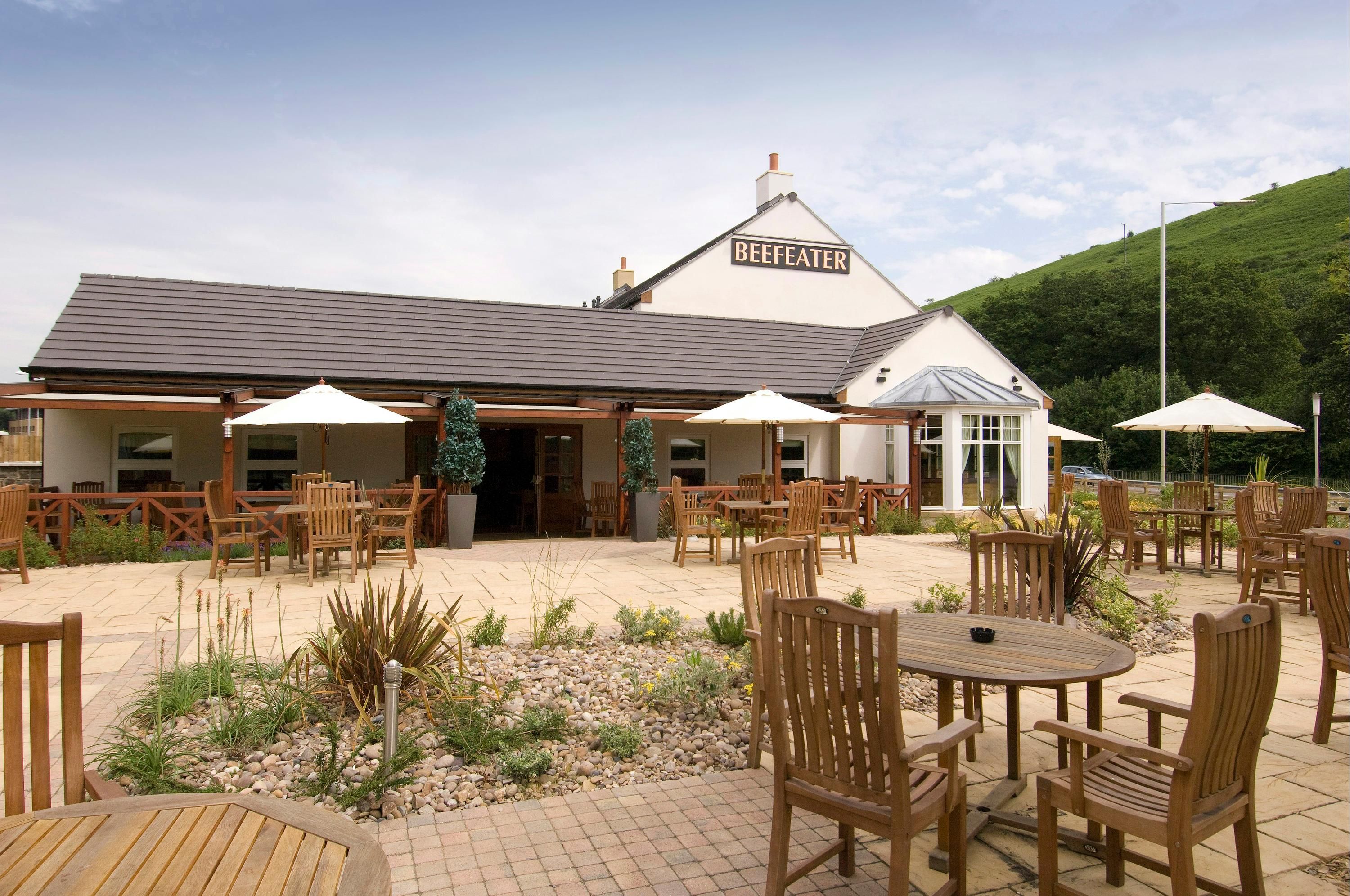 شرفة مرصوفة