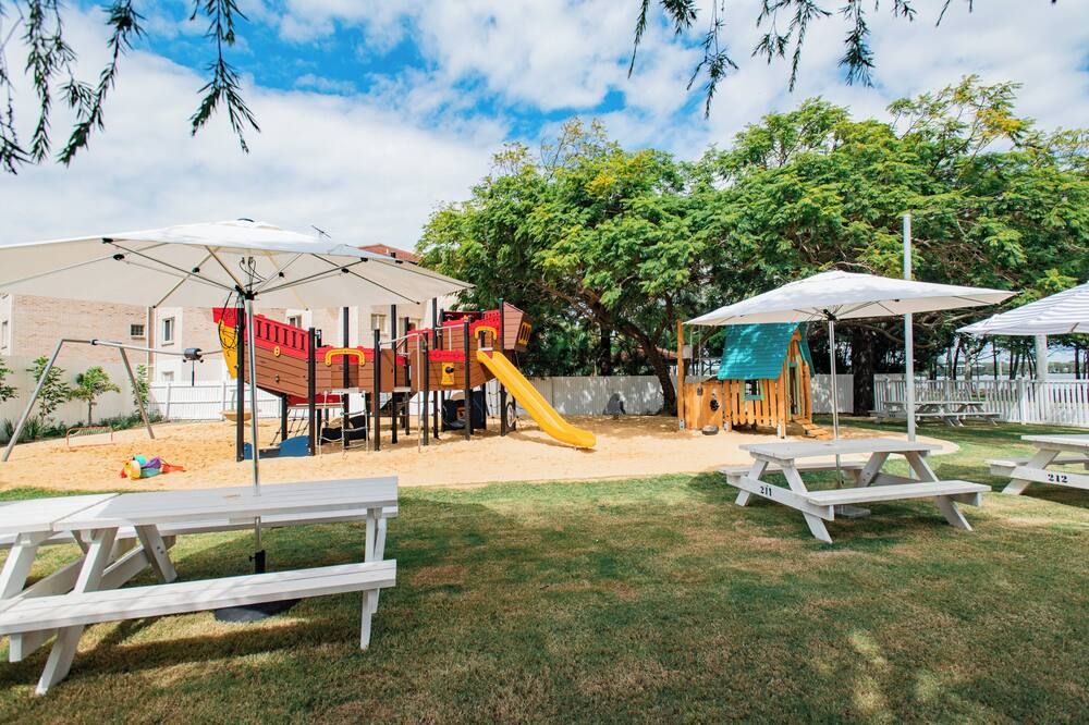 شرفة مرصوفة