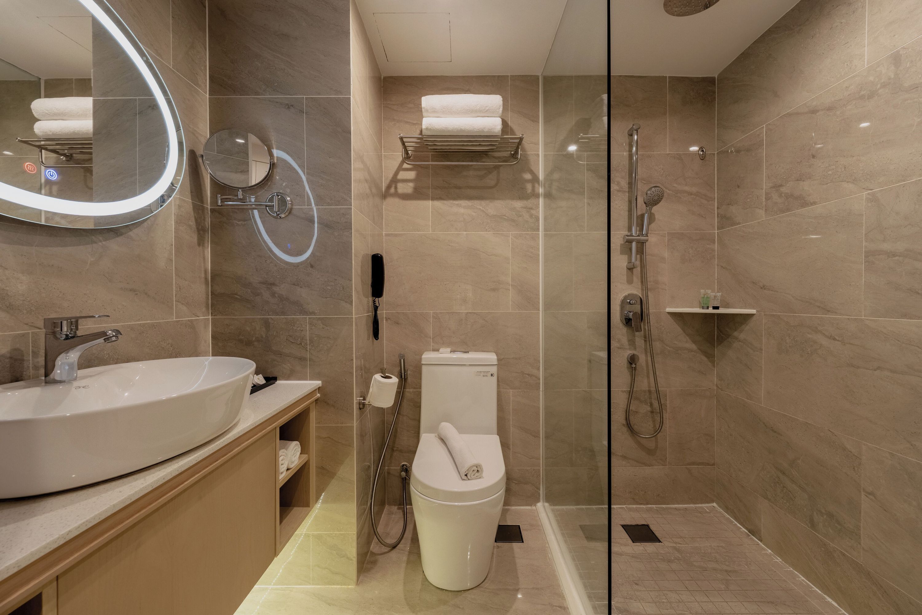آخر صورة