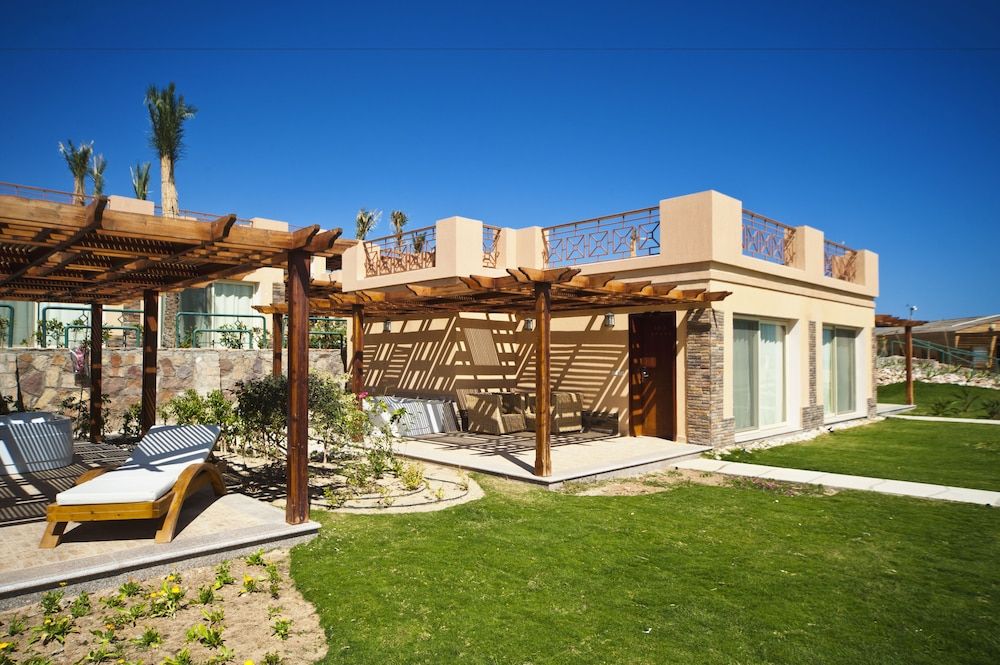 شرفة مرصوفة