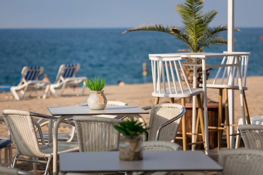 شرفة مرصوفة