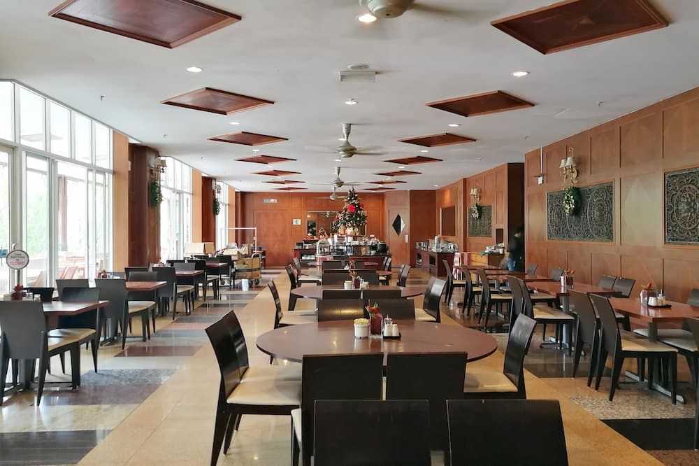 مطعم