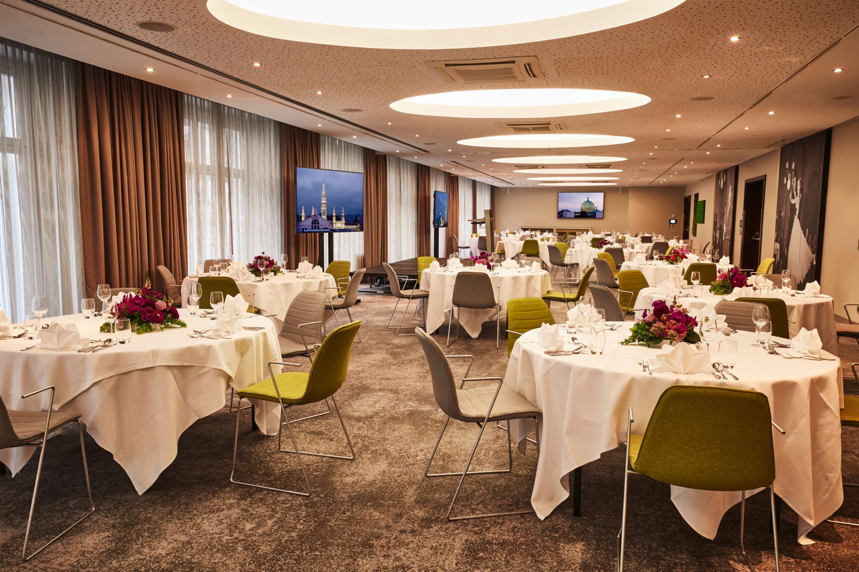 قاعة الولائم