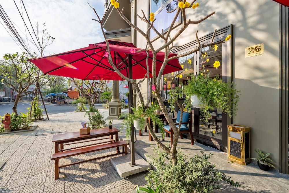 شرفة مرصوفة