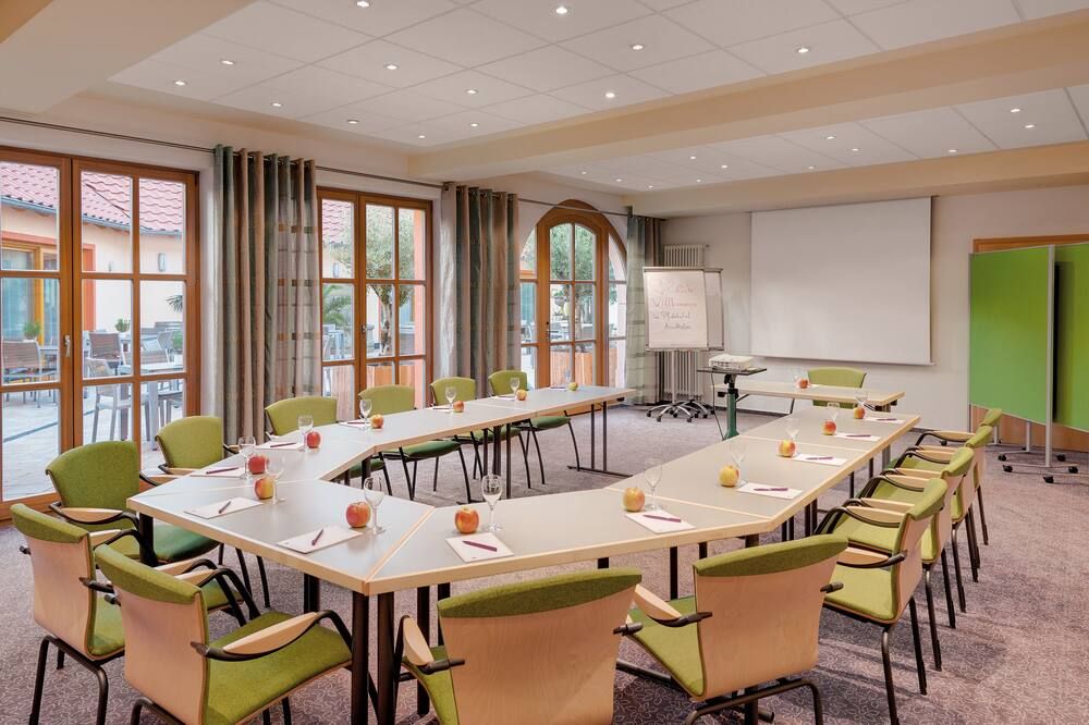 غرفة الاجتماعات