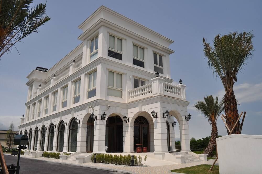 مبنى