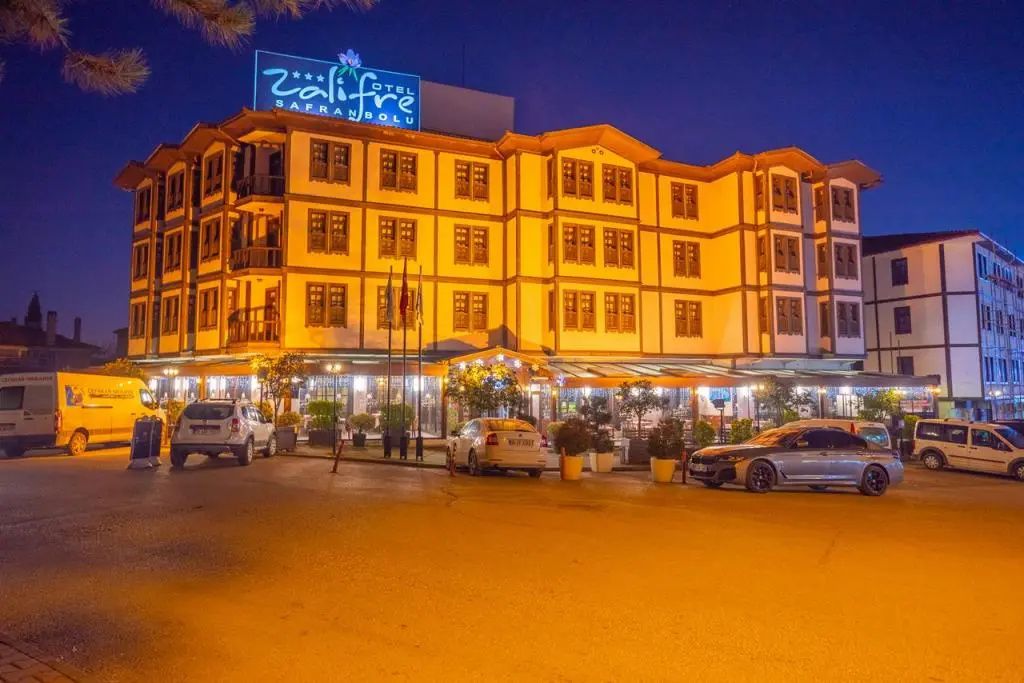 مبنى