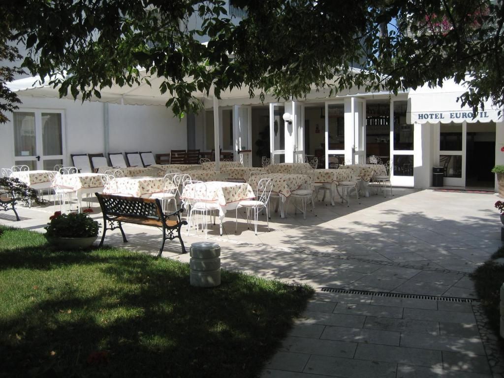 شرفة مرصوفة