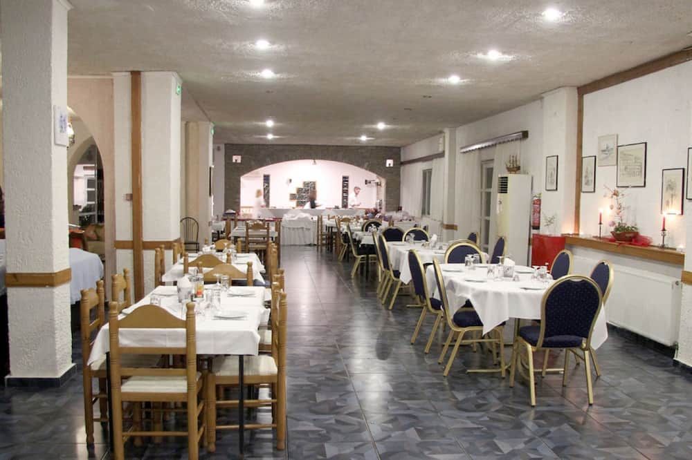 مطعم