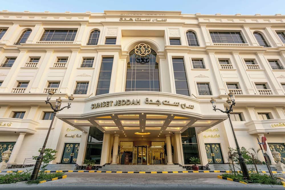 مبنى