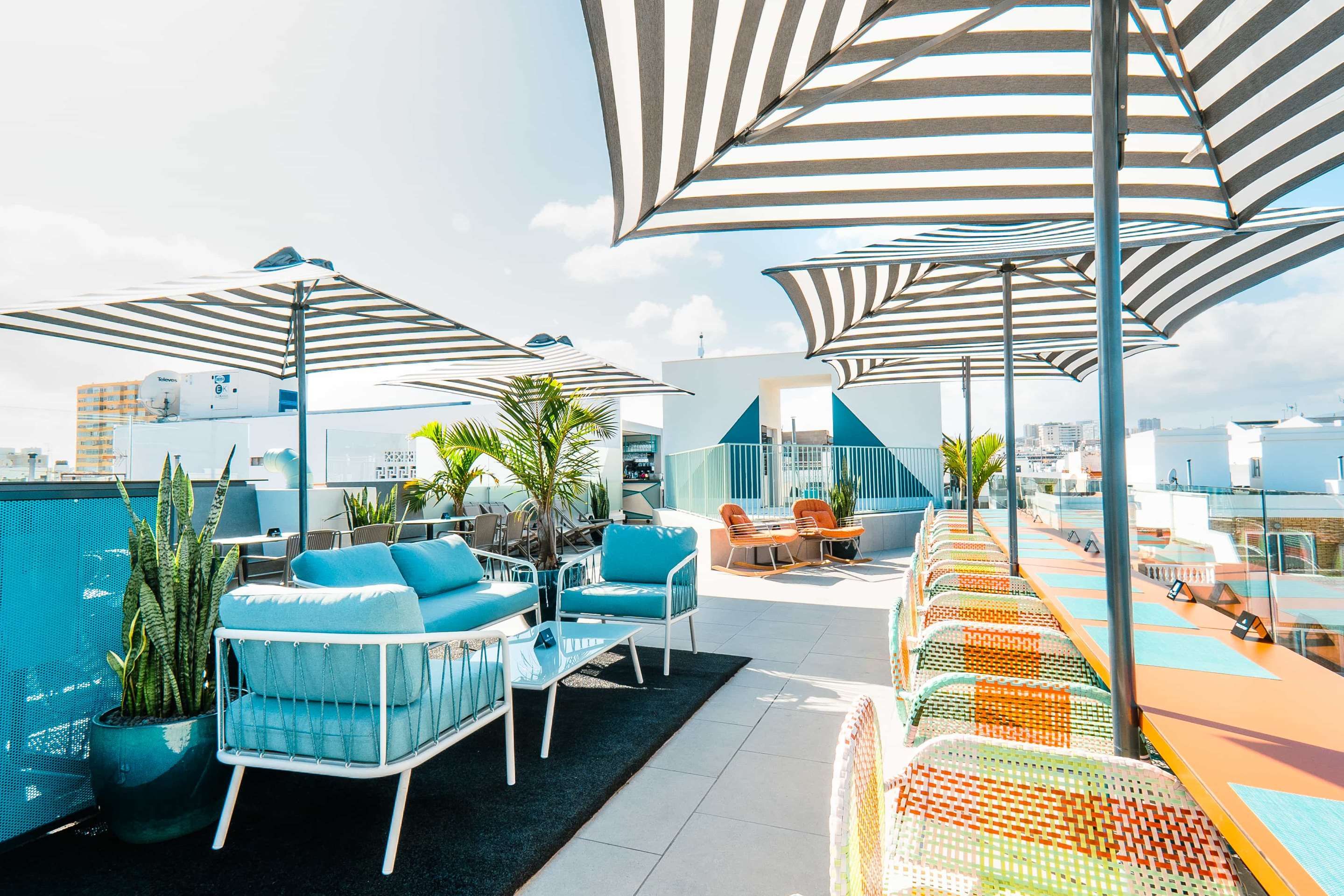 شرفة مرصوفة