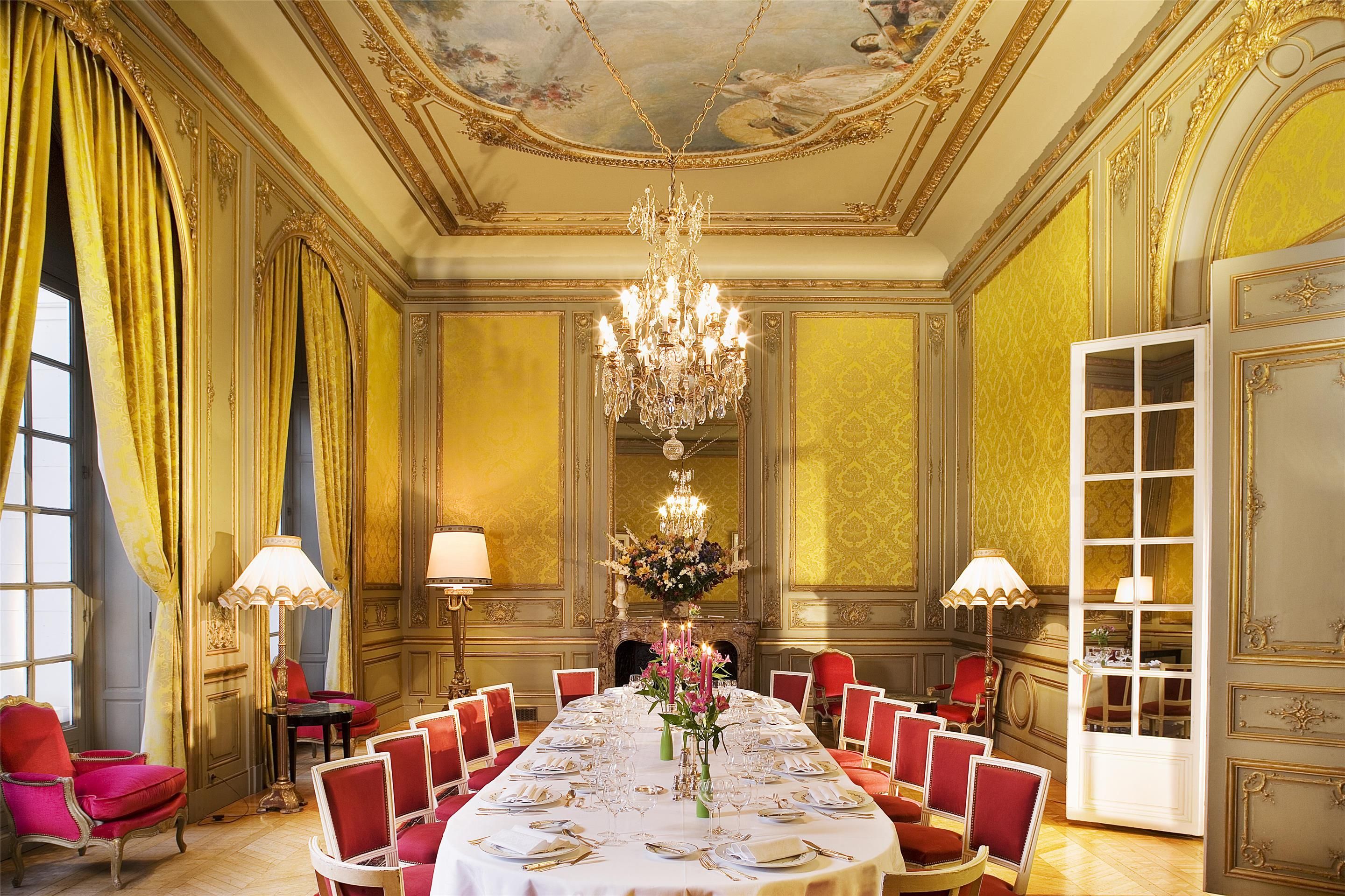 غرفة طعام صورة