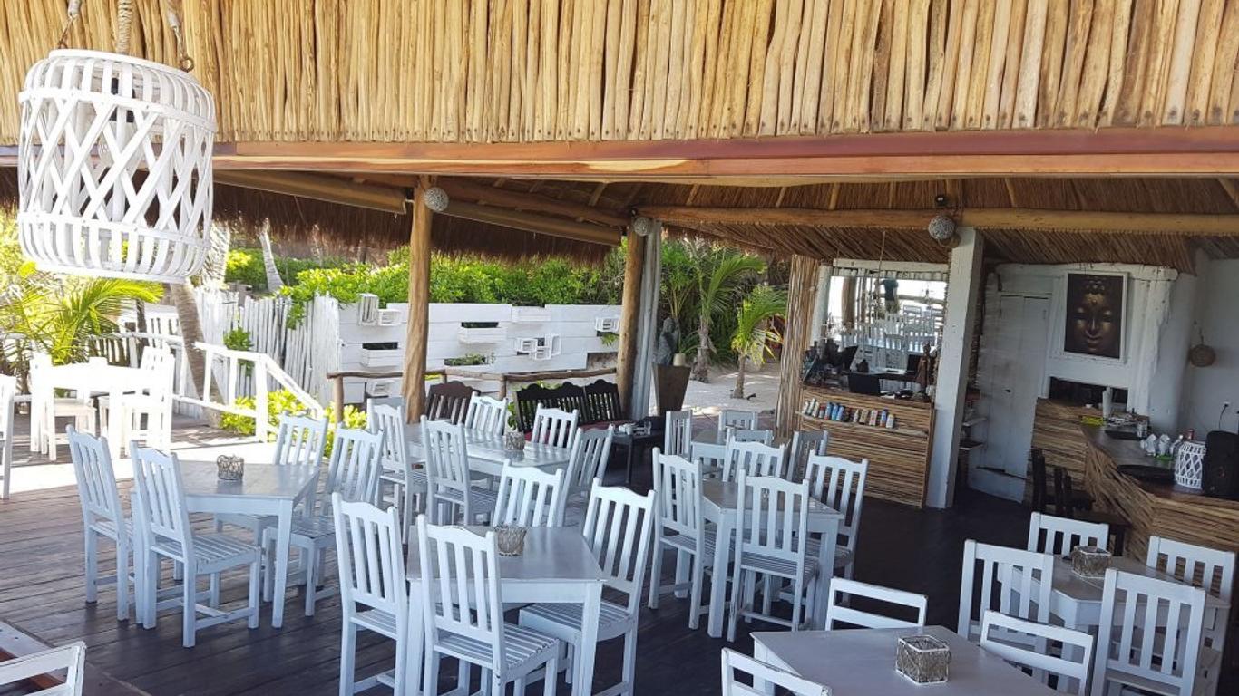 Om Tulum Cabanas And Beach Club